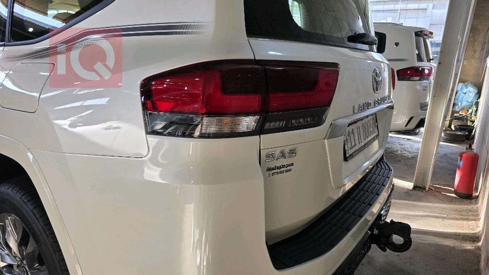 تويوتا لاندكروزر